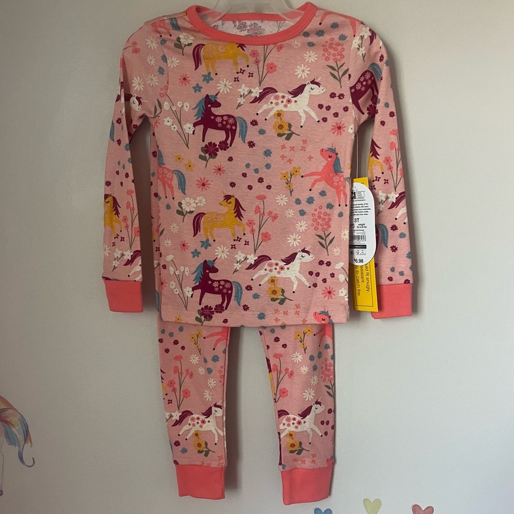 NWT Unicorn Pajama Set
